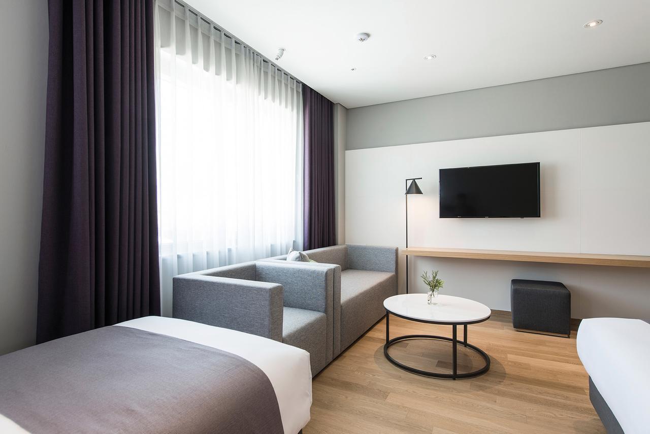 Alex 72 Hotel Suwon Buitenkant foto