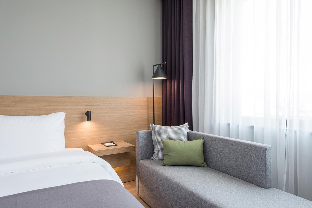 Alex 72 Hotel Suwon Buitenkant foto