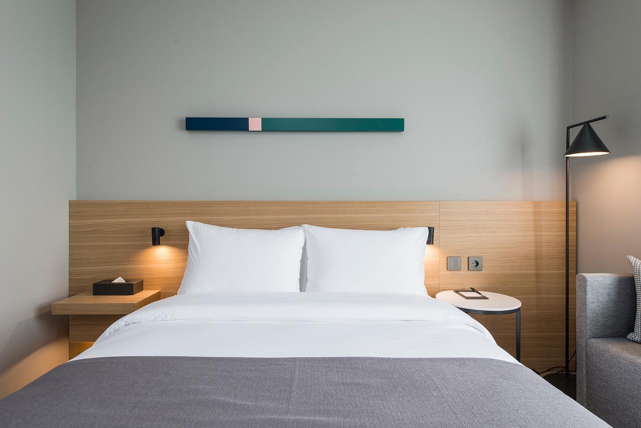 Alex 72 Hotel Suwon Buitenkant foto