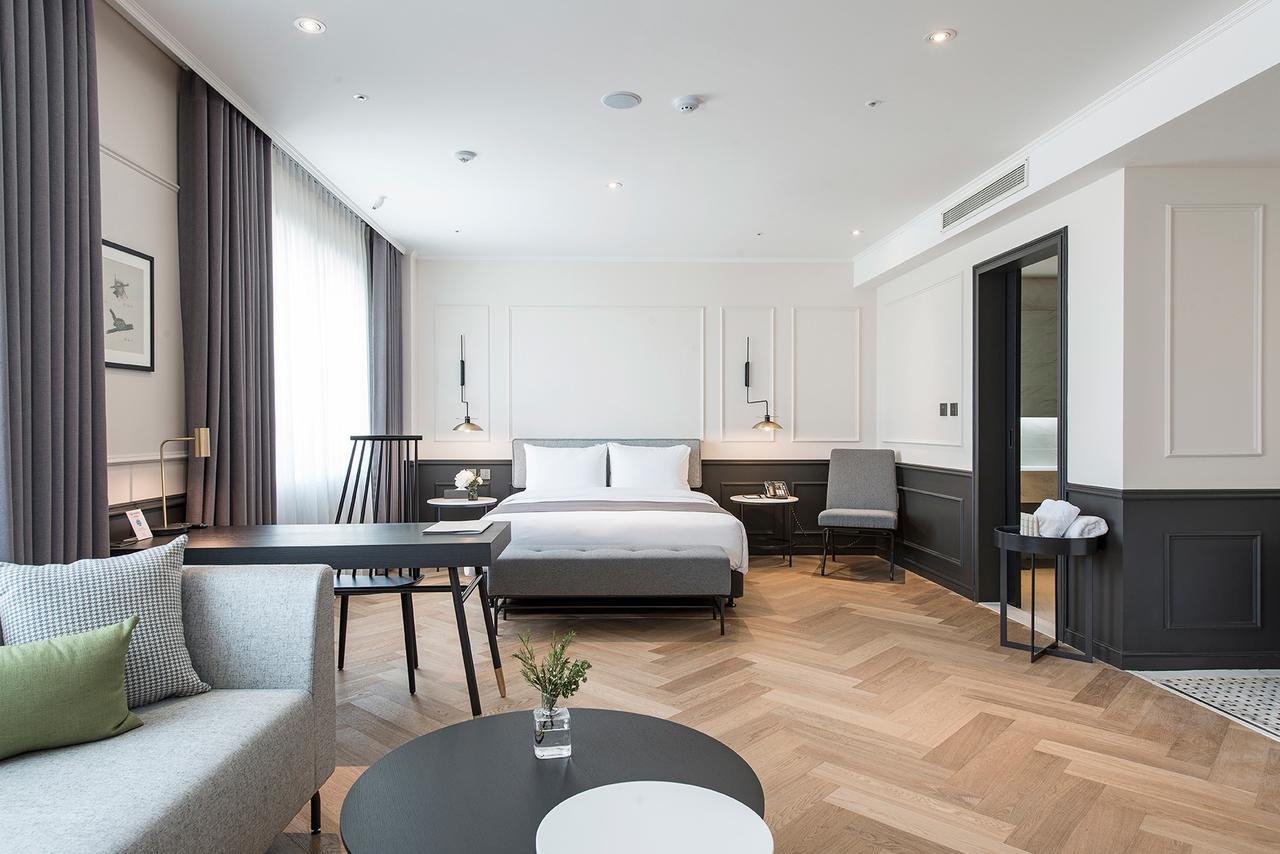 Alex 72 Hotel Suwon Buitenkant foto