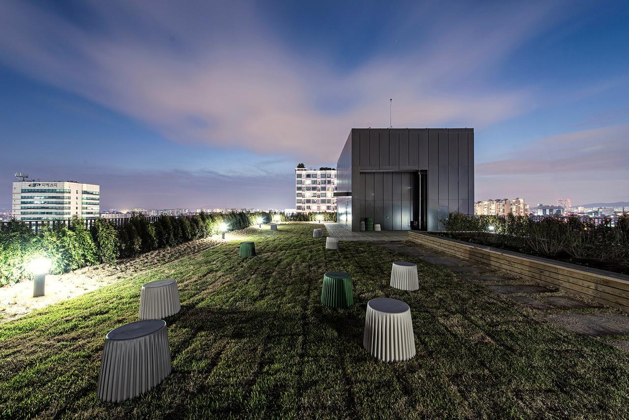 Alex 72 Hotel Suwon Buitenkant foto