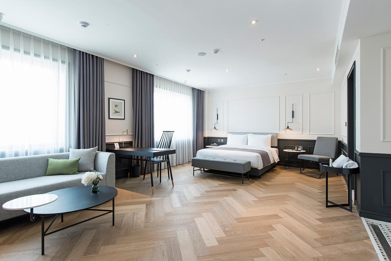 Alex 72 Hotel Suwon Buitenkant foto